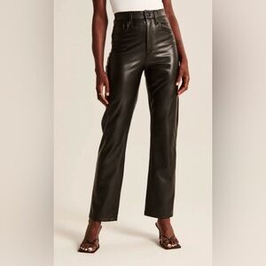 NWT Abercrombie 90s Straight Ultra High Rise Black Faux Leather Pants Size 26